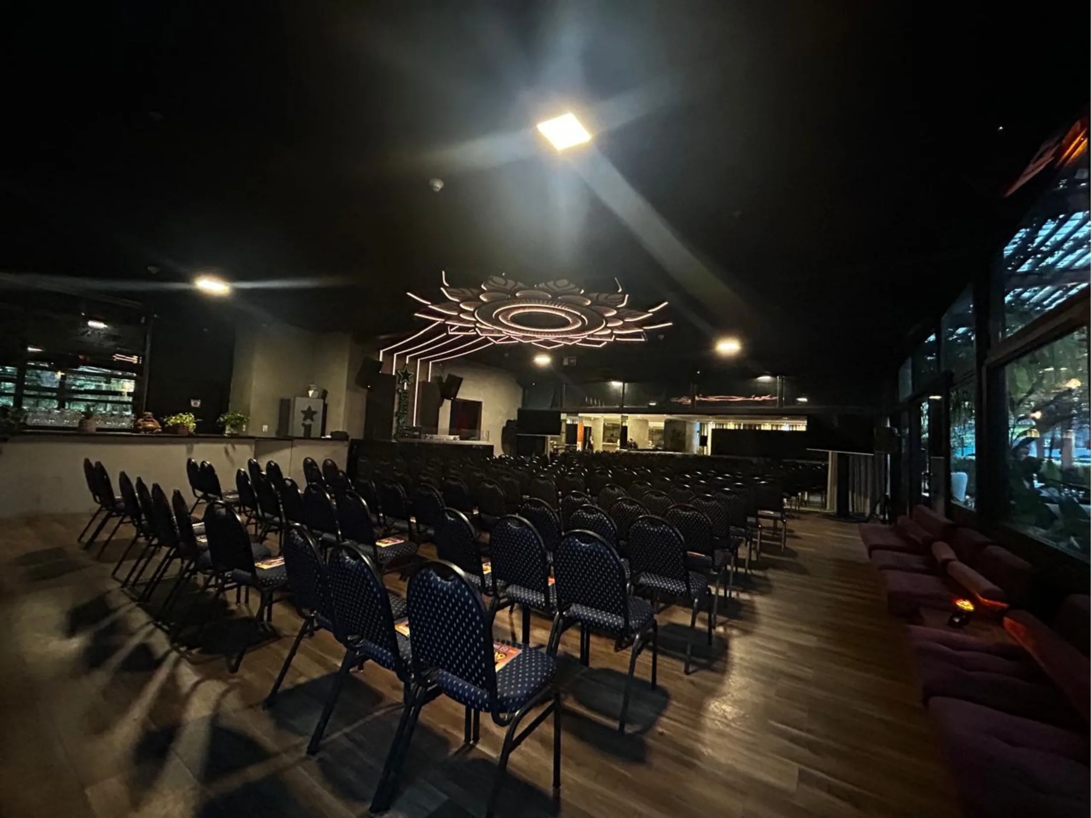 Sala Bali — Lounge e eventos no Rooftop Berrini