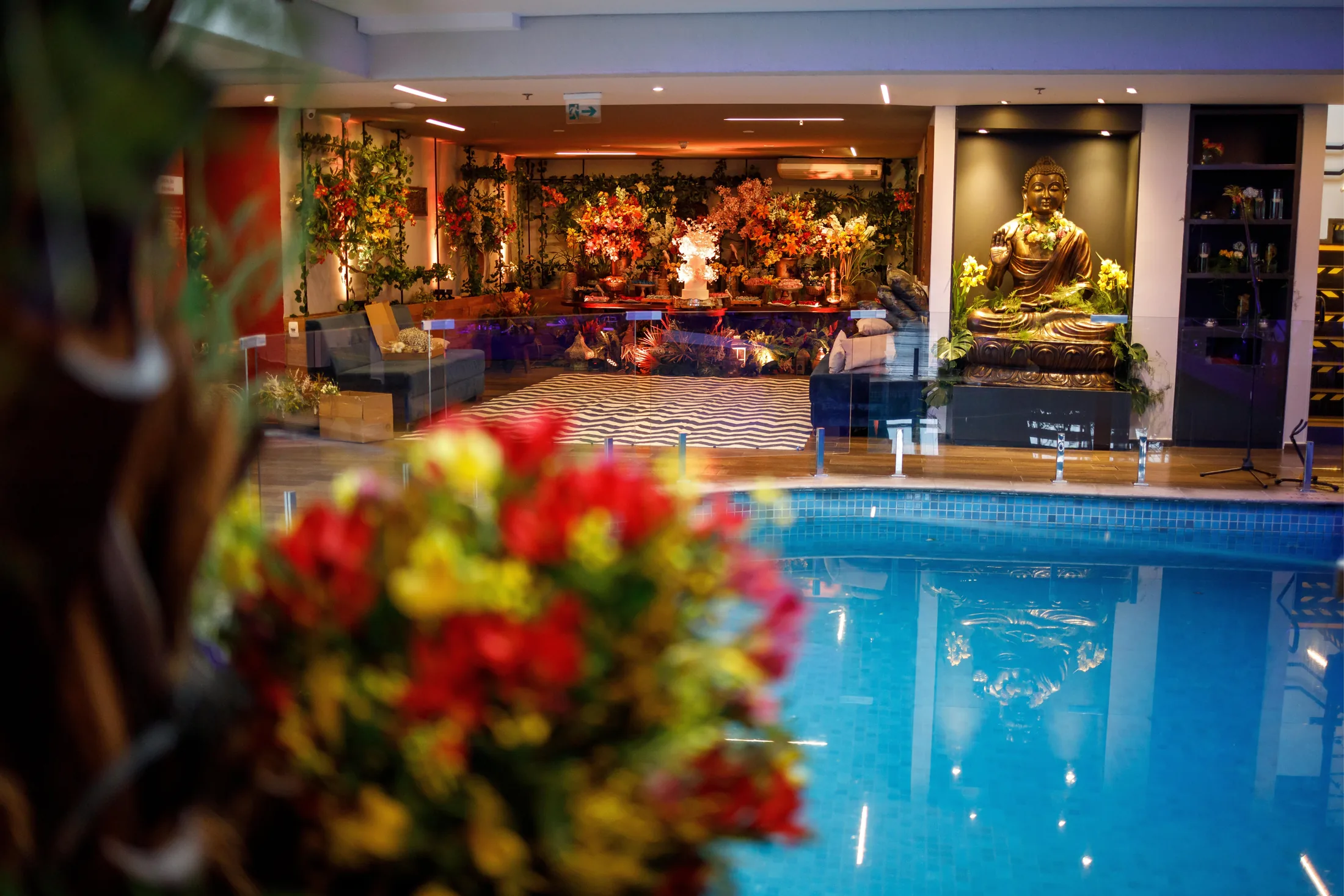 Piscina e lounge do Rooftop Berrini